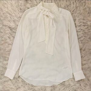 Babaton ‘Piero’ Blouse - Light Birch